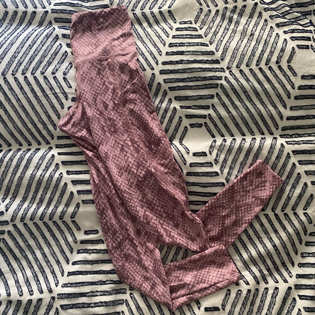 Strut This Highwaisted Snakeskin Leggings